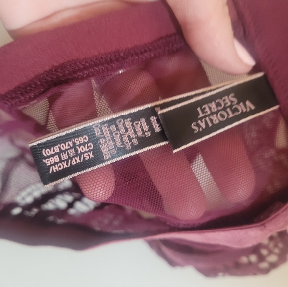 Victoria secret bra maroon - Picture 3 of 4